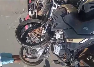 Motocicletas ficaram totalmente destruídas na PI 238