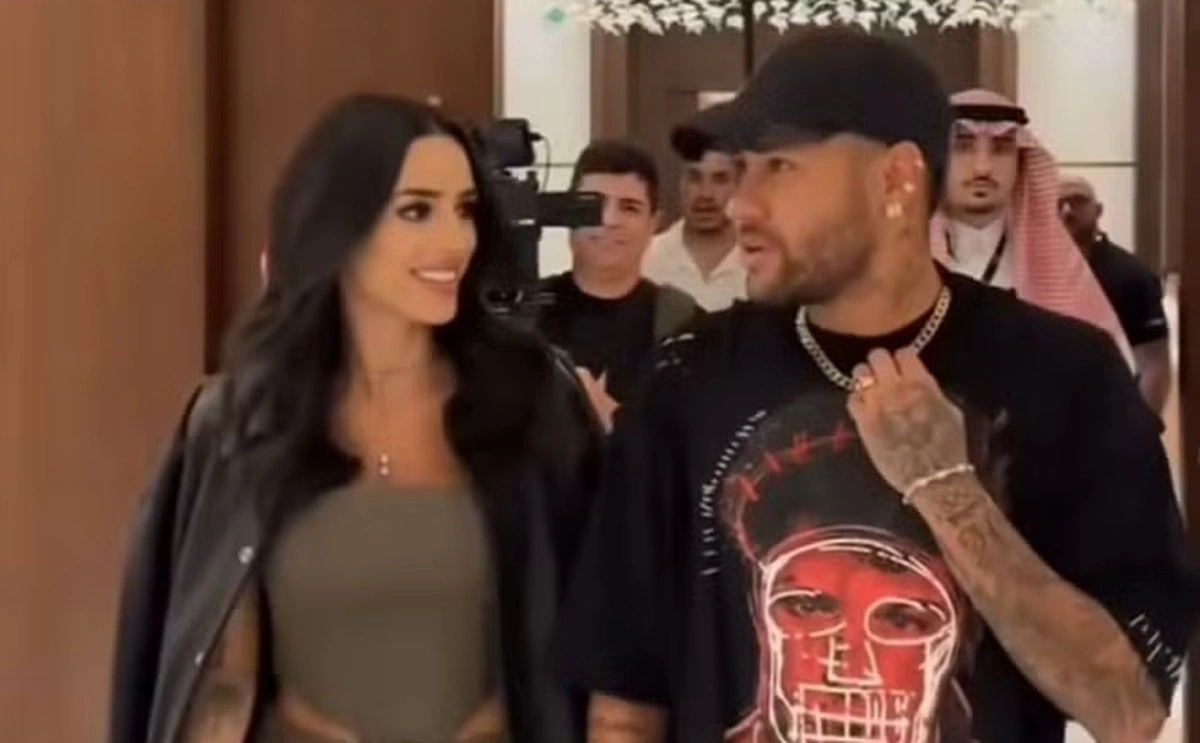 Neymar e Bruna Biancardi foram vistos juntos novamente na Arábia Saudita