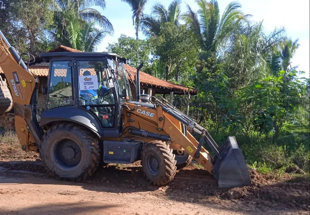 Obras de construção da estrada entre São João do Arraial e Matias Olímpio