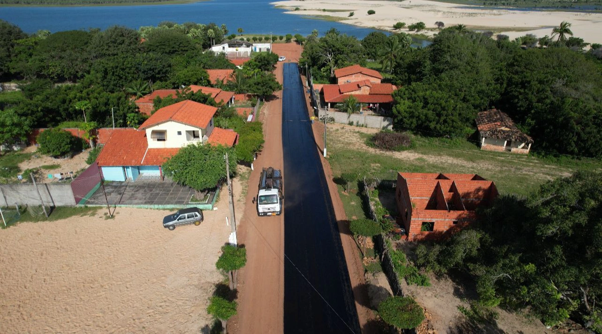 Obras do DER-PI no Litoral do Piauí