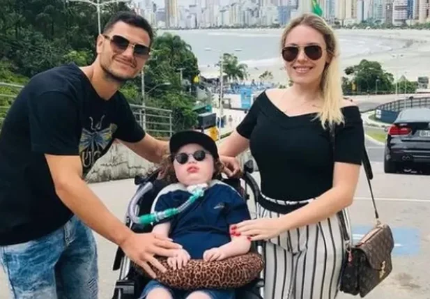 Os pais de Jonatas, Renato e Aline Openkoski