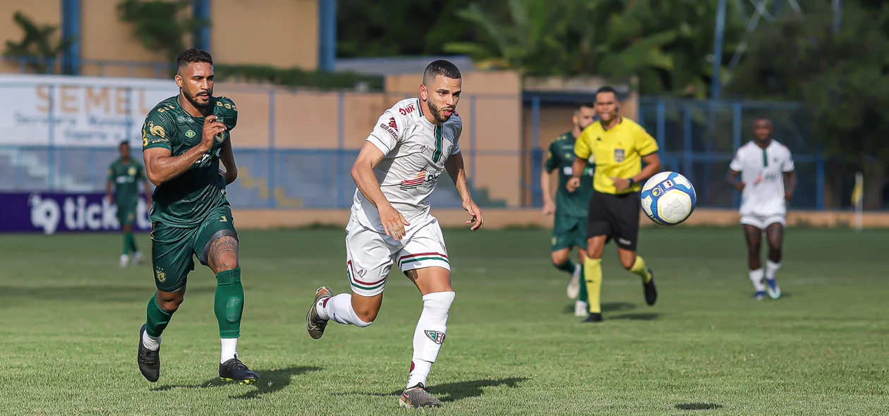 Partida aconteceu no Lindolfo Monteiro