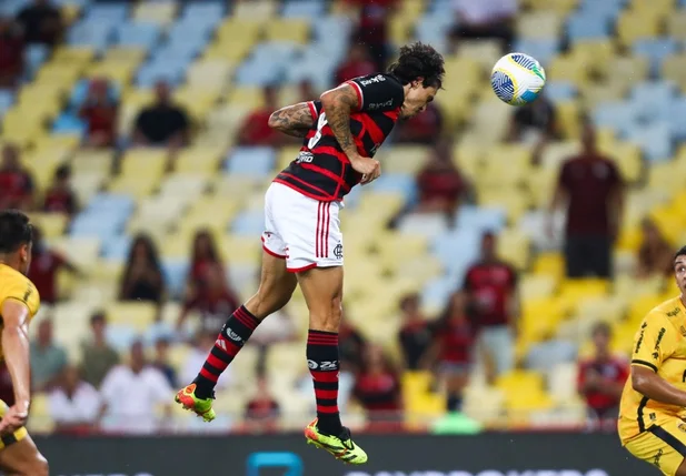 Pedro marcou de cabeça o gol do Flamengo