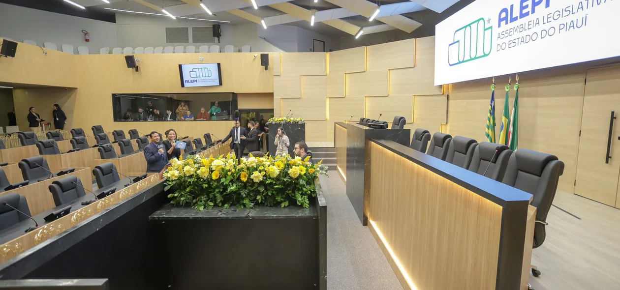 Plenário reformado