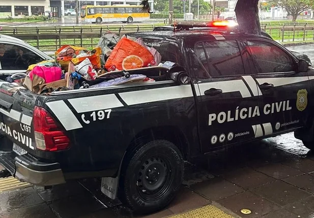 Polícia encontra depósito com itens furtados durante enchentes