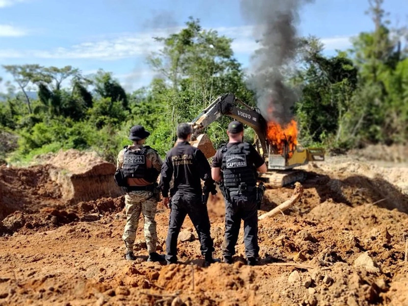 Policiais destruíram estrutura dos garimpos
