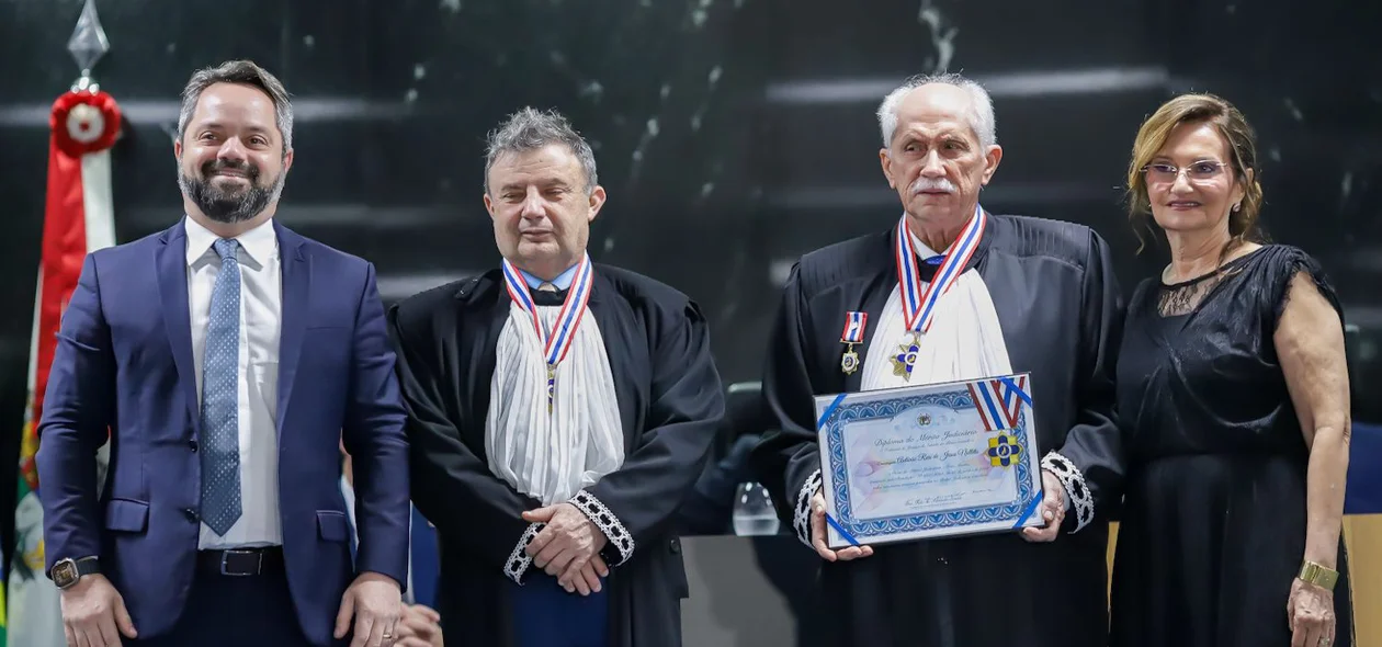 Posse do desembargador Antônio Nollêto