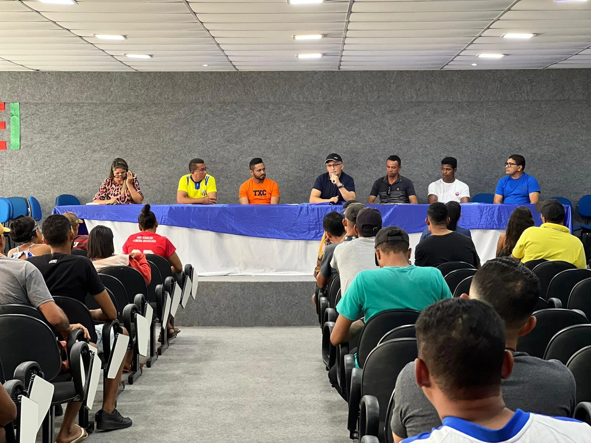 Prefeitura de Uruçuí realiza reunião de planejamento de campeonatos