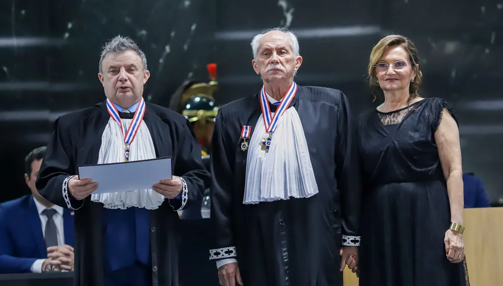 Presidente do TJ deu posse ao novo desembargador
