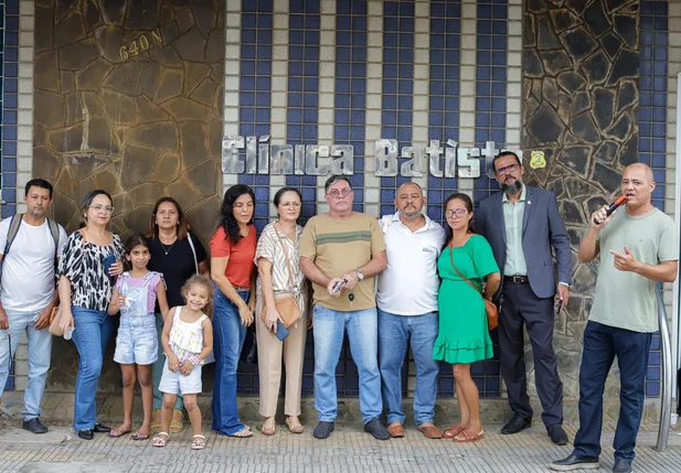 Protesto dos funcionários da Clínica Batista