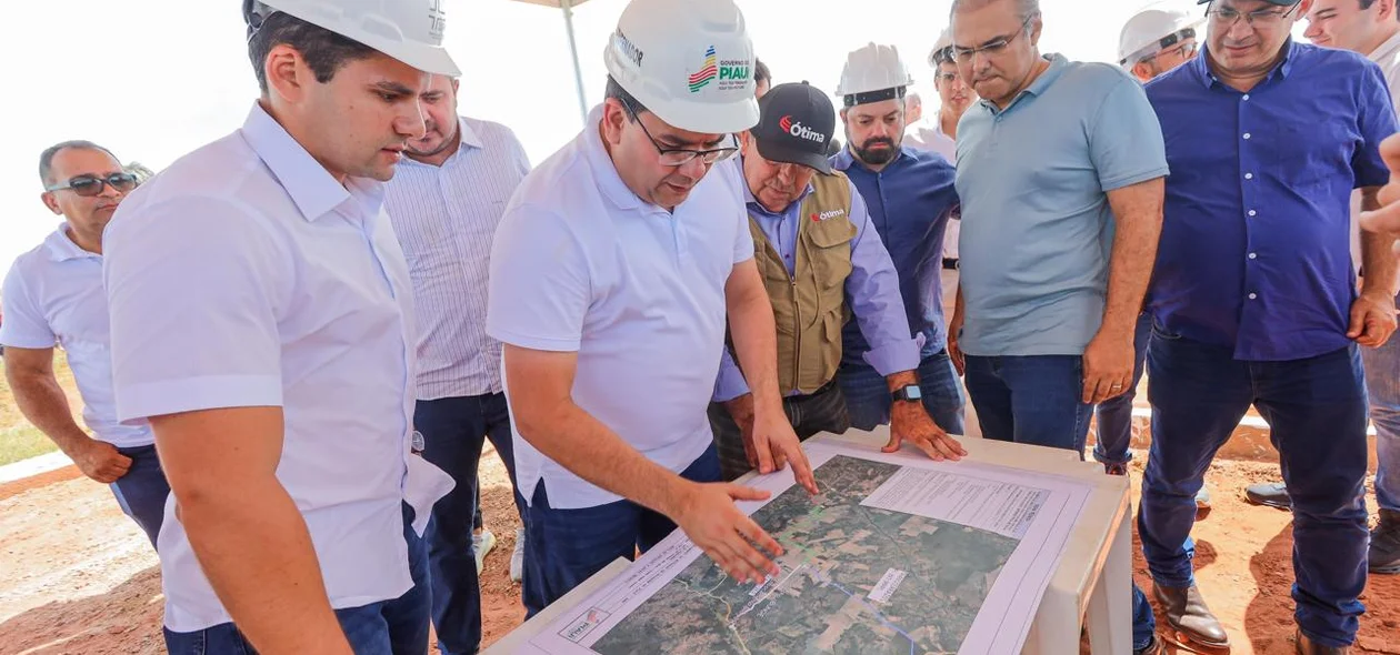 Rafael Fonteles e Leonardo Sobral DER entregam 236 km da Rodovia Trancerrados