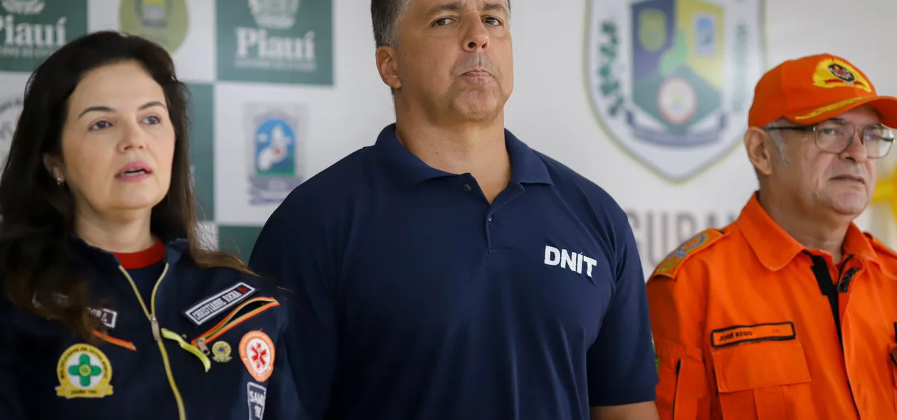 Representantes do SAMU, DNIT e Corpo de Bombeiros