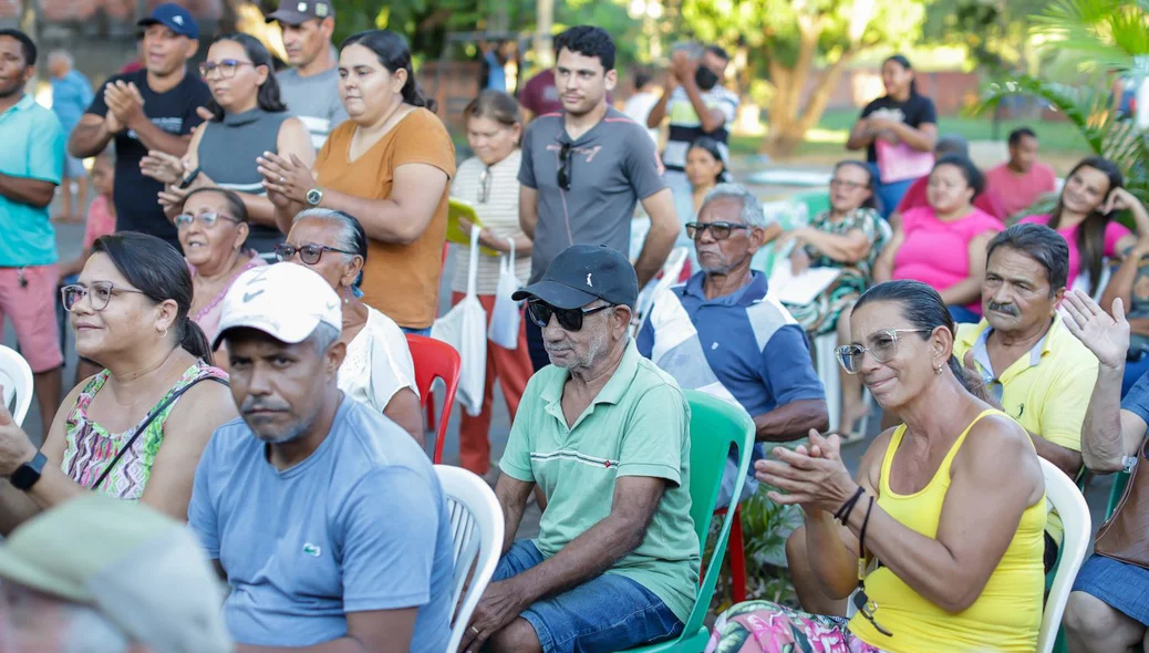 Reunião da entrega dos títulos de posse