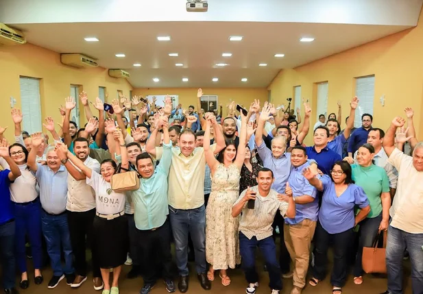 Reunião de pré-candidatos a vereador da oposição em Teresina
