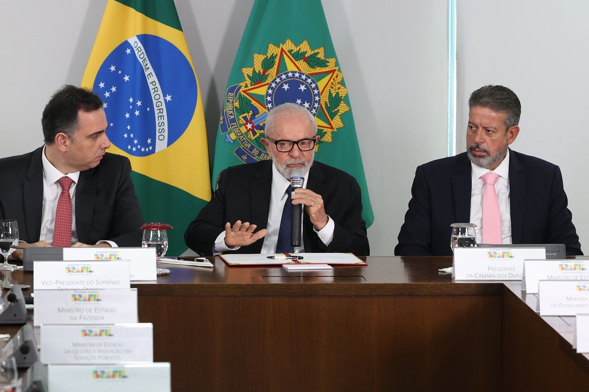 Rodrigo Pacheco, Lula e Arthur Lira