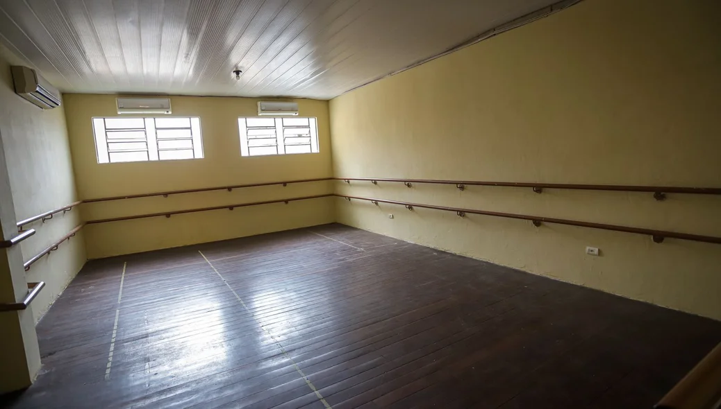 Sala de balé do Teatro do Boi