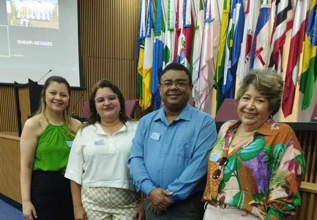 Secretário de assistência social e supervisora do Programa Criança feliz de Esperantina