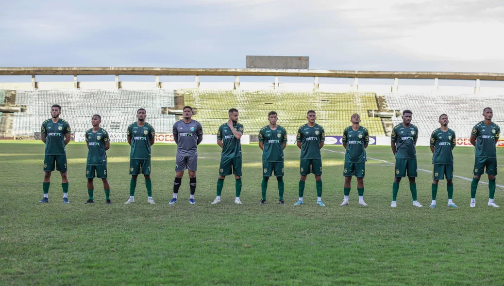 Time do Altos em jogo contra o River pela Série D 2024