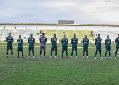 Time do Altos em jogo contra o River pela Série D 2024
