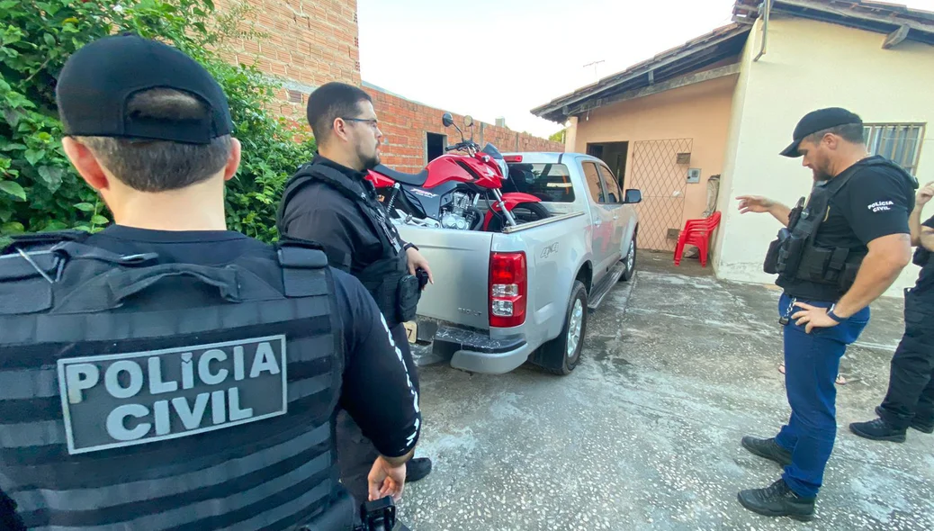 Veículo apreendido durante as ações da Operação Parasita
