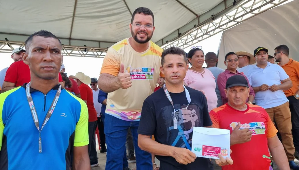 Vencedores receberam brindes