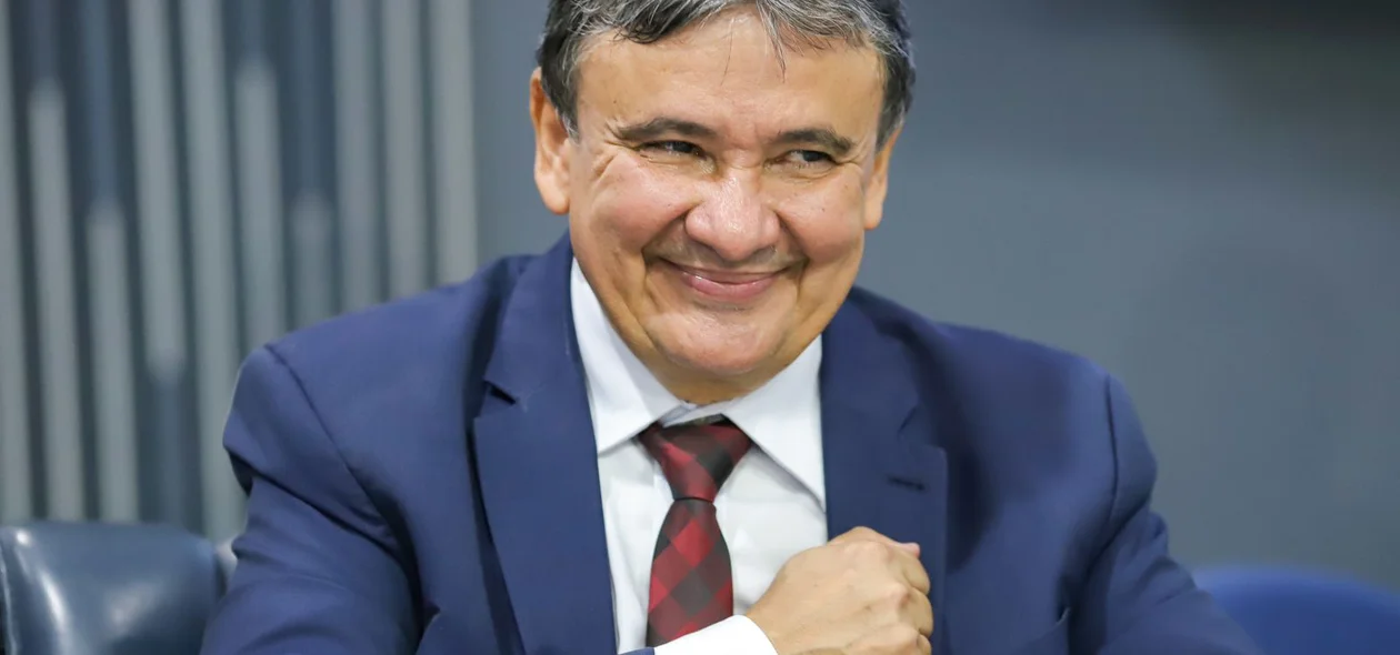 Wellington Dias, ministro da Assistência Social, marcou presença na solenidade