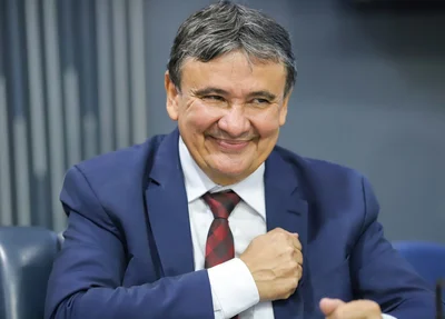 Wellington Dias, ministro da Assistência Social, marcou presença na solenidade