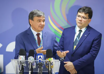 Wellington Dias, ministro do Desenvolvimento Social, e Rafael Fonteles, governador do Estado do Piauí