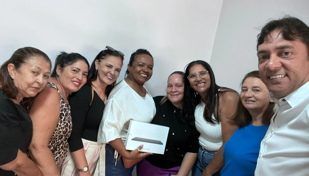 A entrega foi realizada nesta sexta