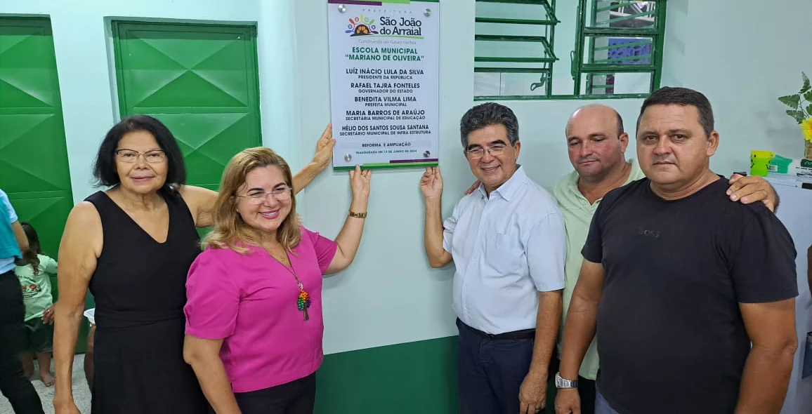 A prefeita esteve na inauguração