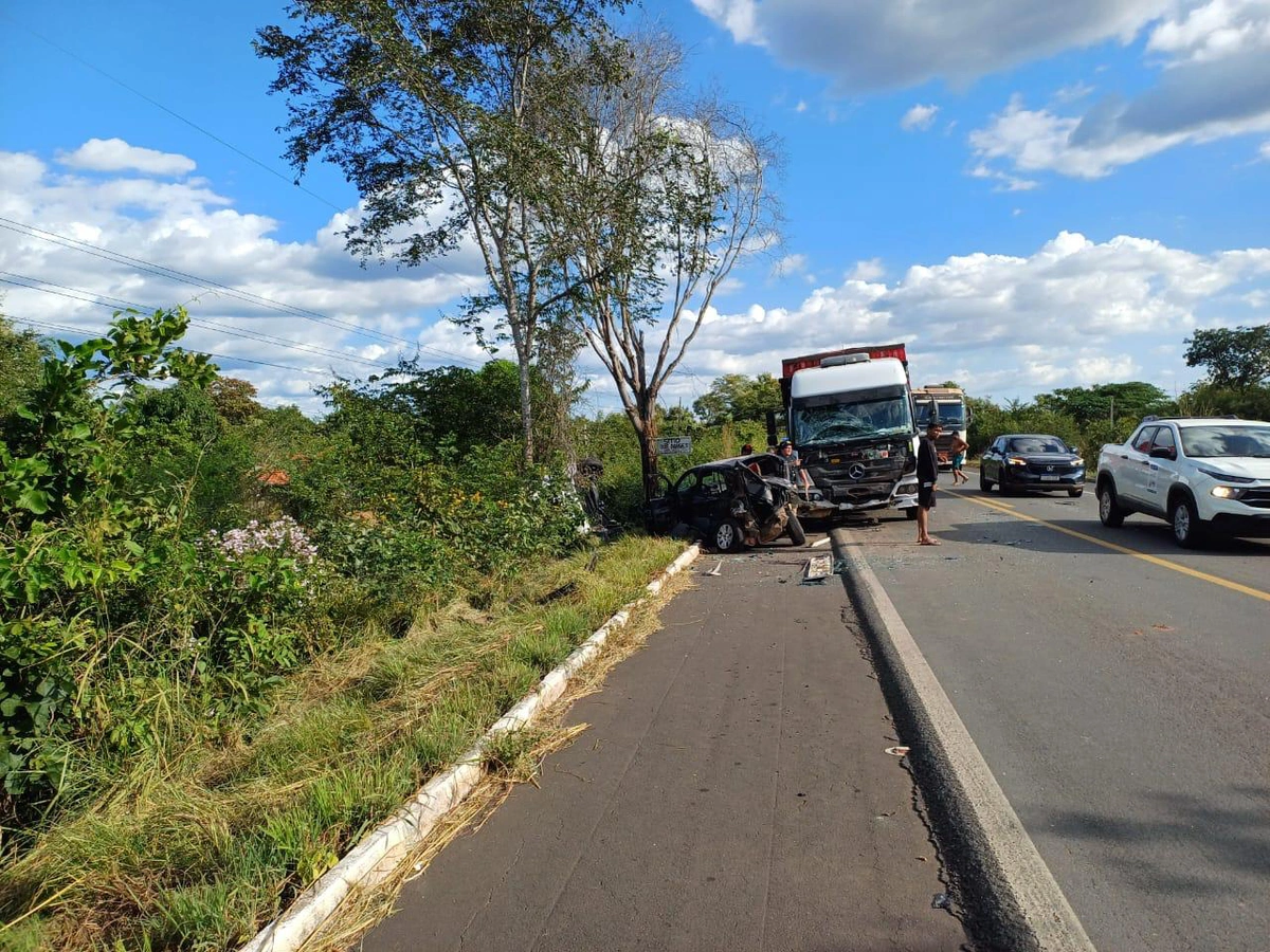 Acidente aconteceu em trecho 'pare e siga' na BR 343