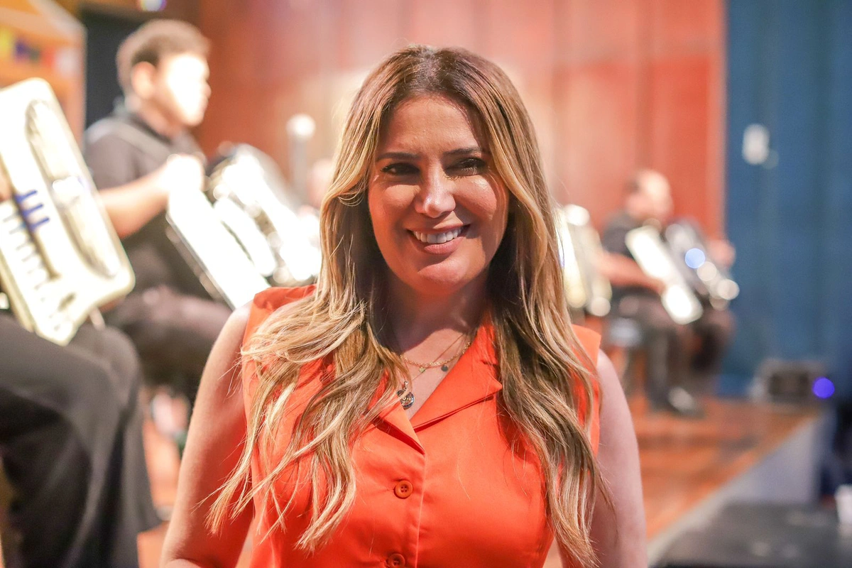 Apresentadora Karla Berger