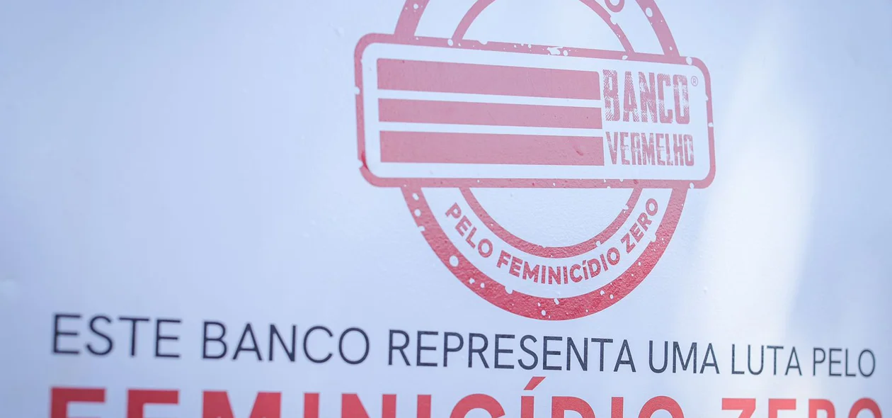 Banco Vermelho de combate ao feminicídio