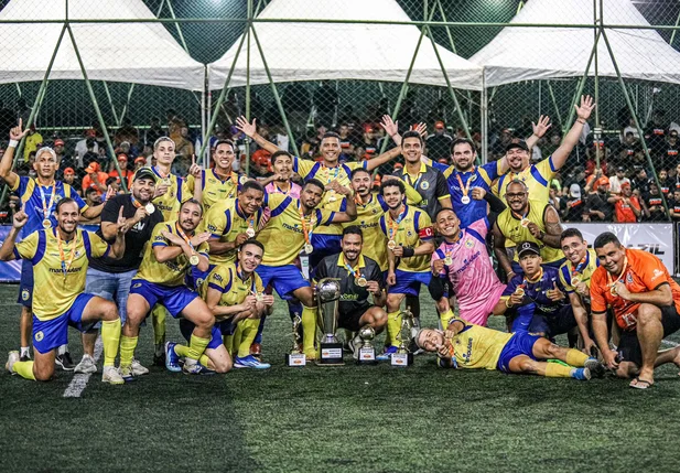 Bendito comemorando título da Nordest Cup 2024