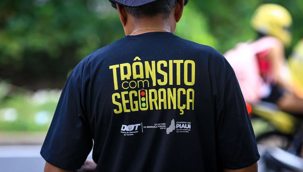 Campanha sobre trânsito seguro em Teresina