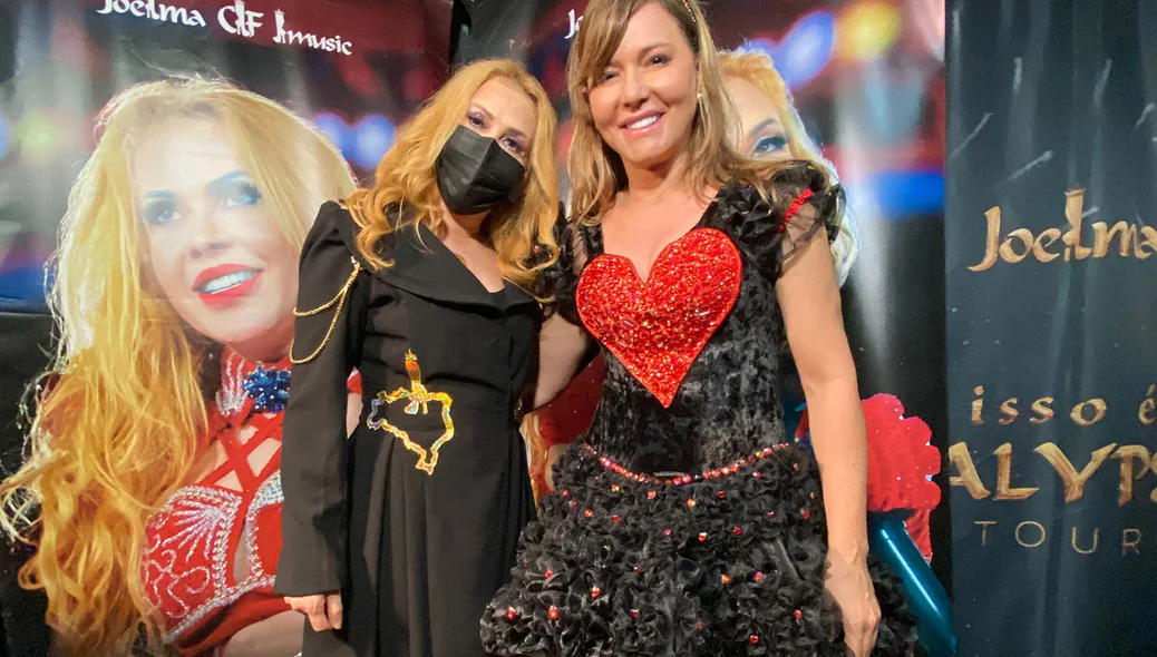 Cantora Joelma e a prefeita de Esperantina, Ivanária Sampaio