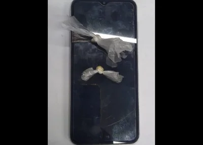 Celular apreendido tinha restrição de roubo