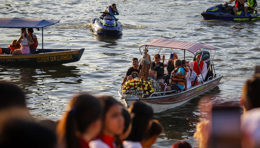 Chegada dos barcos