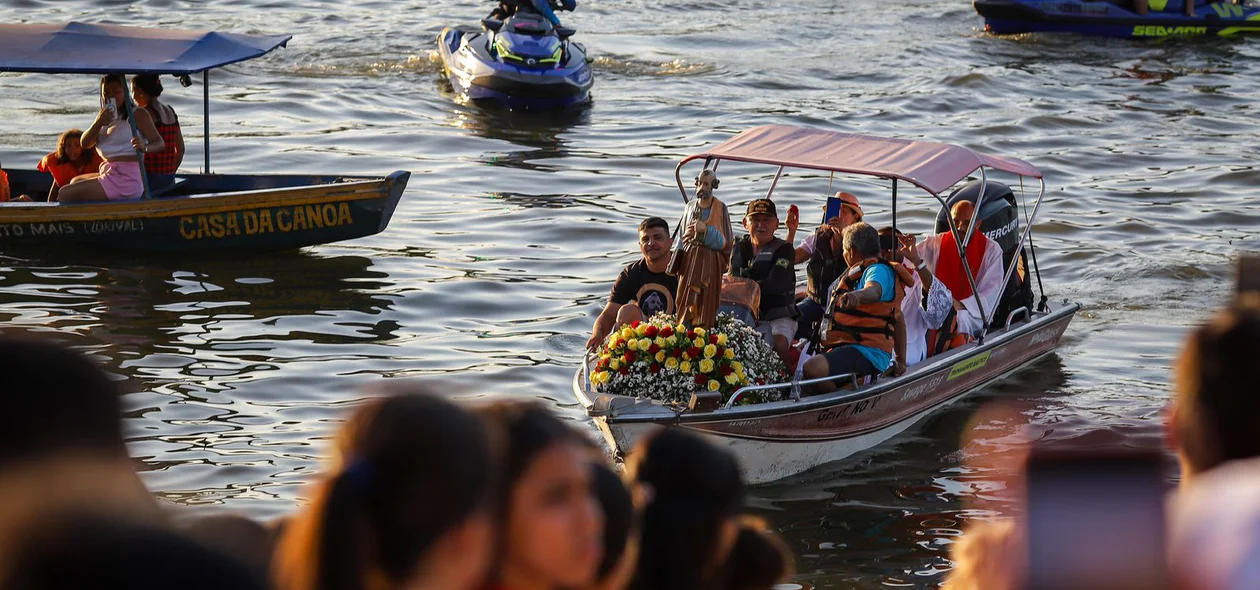 Chegada dos barcos