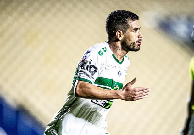 Cláudio Júnior abriu o placar para o Altos