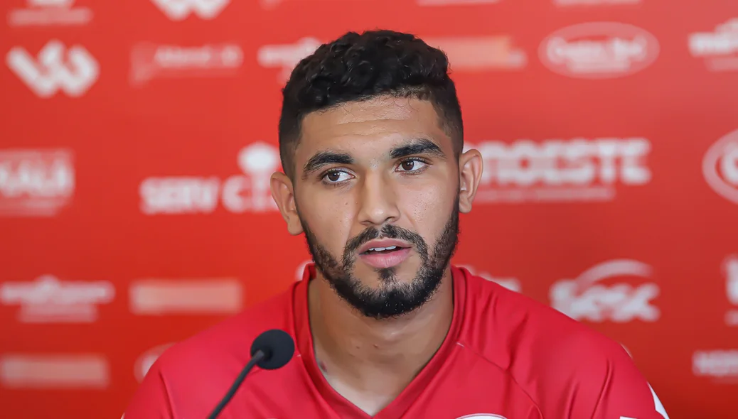 Coletiva com o atleta do River, Renan Oliveira