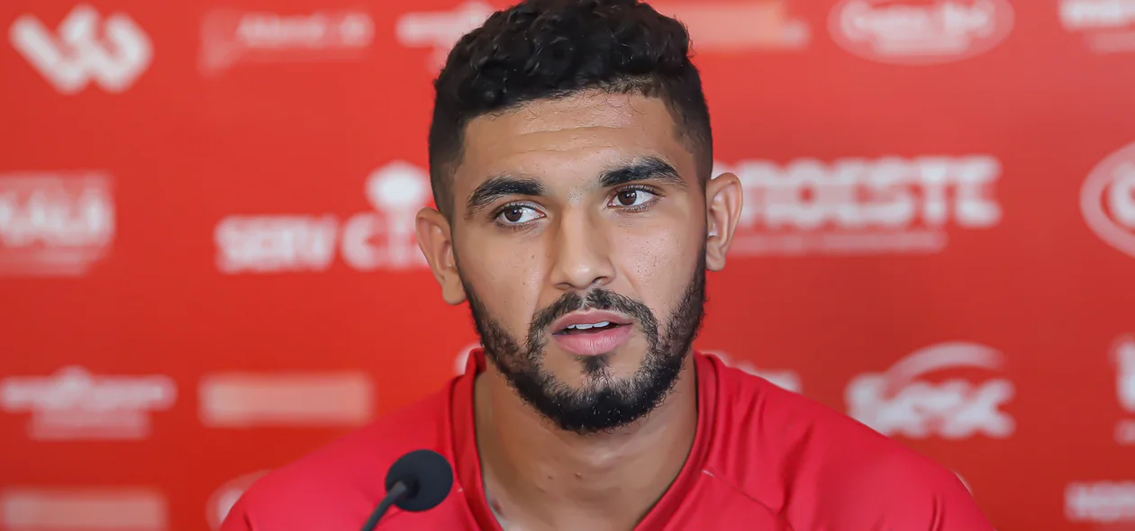 Coletiva com o atleta do River, Renan Oliveira