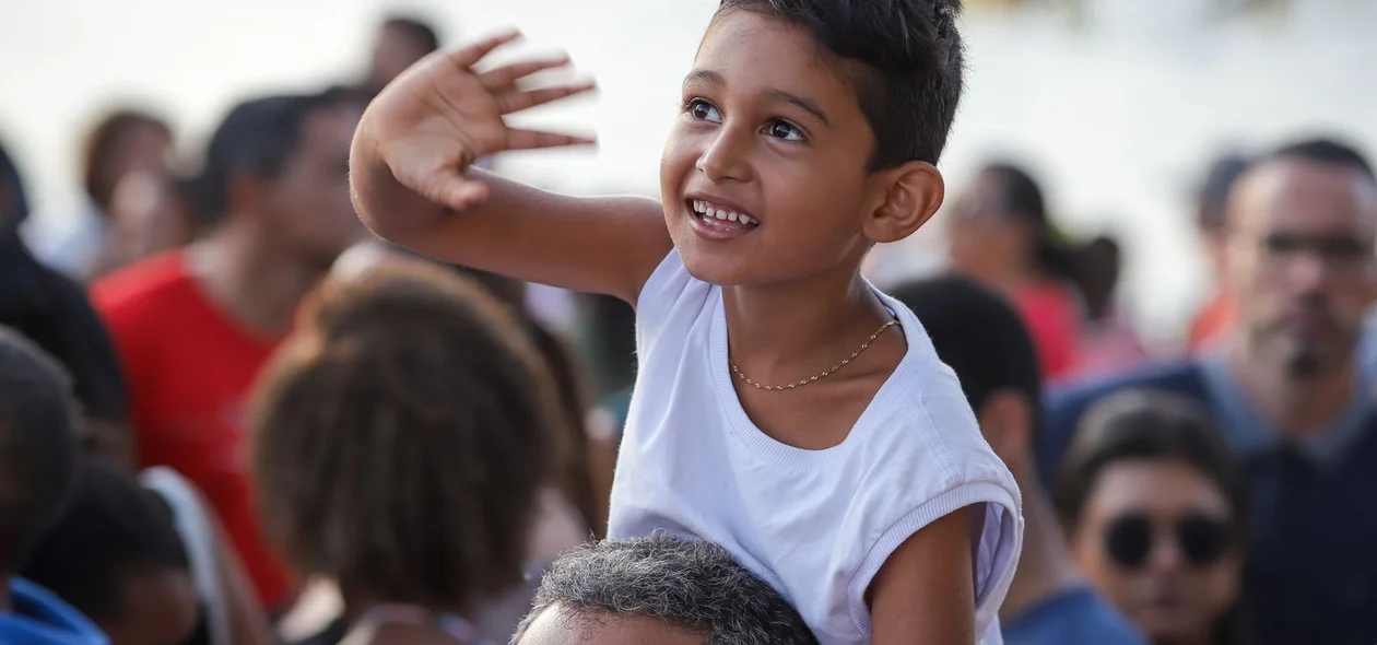Criança presente na procissão