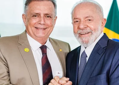 Deputado Flávio Nogueira ao lado do presidente Lula