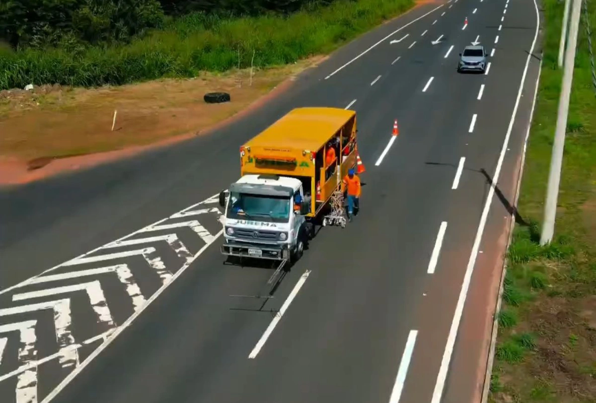 DER intensifica sinalização no trecho duplicado da BR 343 no acesso a Teresina