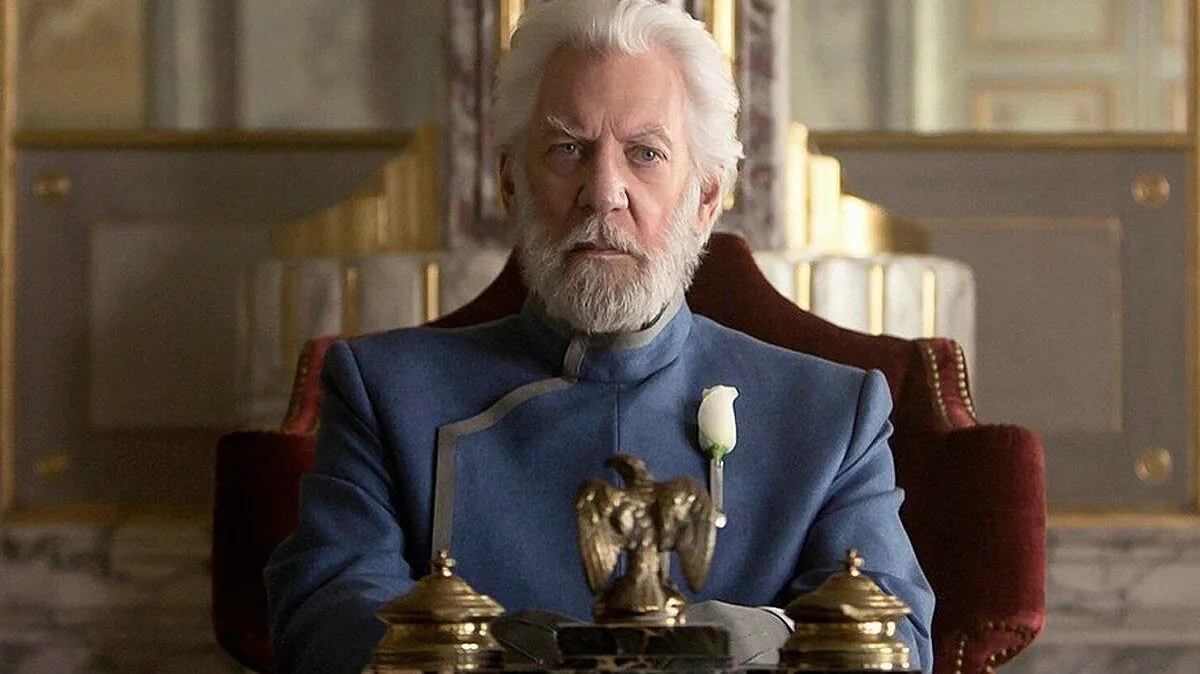 Donald Sutherland como o vilão Snow, de Jogos Vorazes
