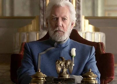Donald Sutherland como o vilão Snow, de Jogos Vorazes
