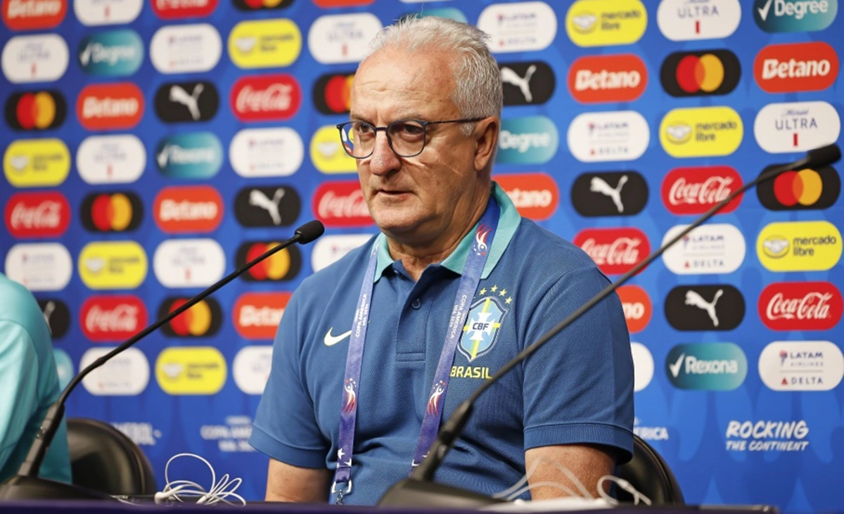 Dorival Júnior, técnico da Seleção Brasileira