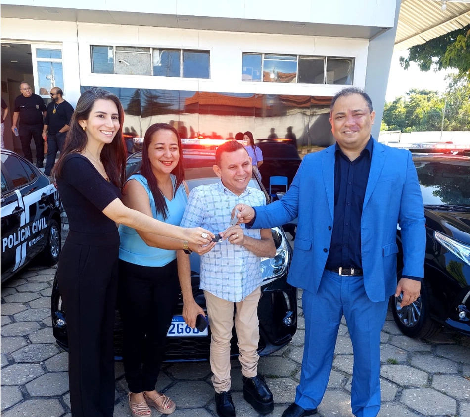 Entrega de chave das viaturas na sede da Acadepol