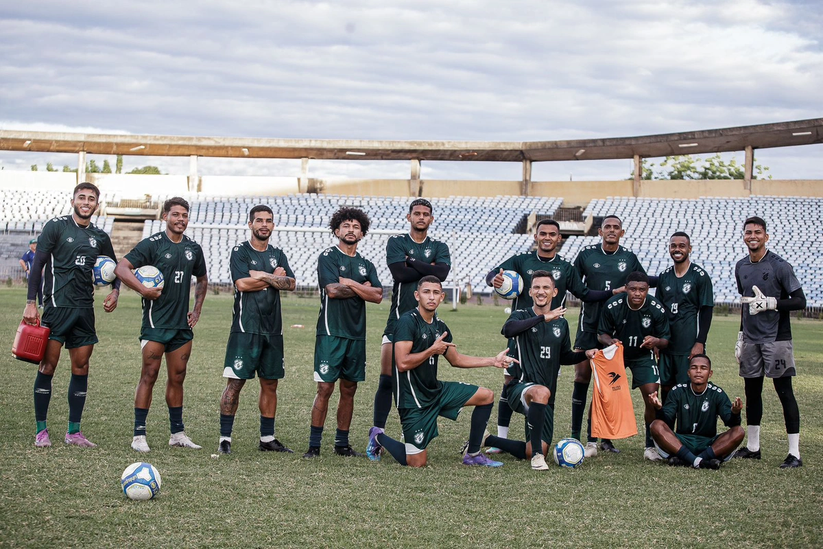 Equipe do Altos em preparação para o duelo contra o Fluminense-PI pela Série D 2024